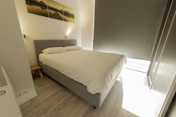 Luxe vakantiehuis aan het water met sauna in Wemeldinge, Zeeland - thumbnail 3