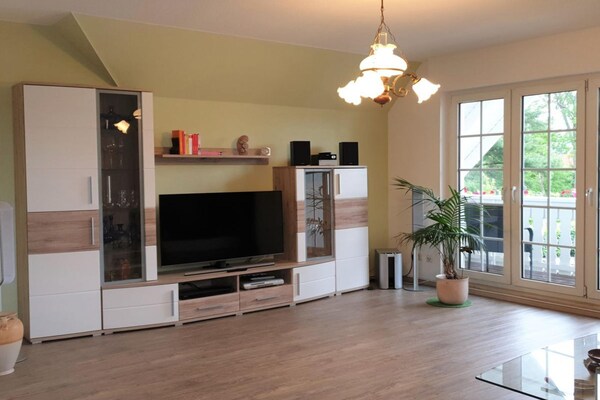 Liefdevol appartement in Leipzig met loggia, ideaal voor 4 personen - thumbnail 5