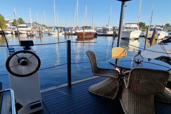 Sfeervolle woonboot in Lübeck voor 4 personen aan de Trave - thumbnail 5