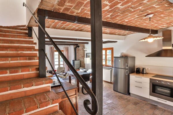Duplex Vakantiehuis met Groot Terras en Zwembad in Mombaruzzo - thumbnail 4