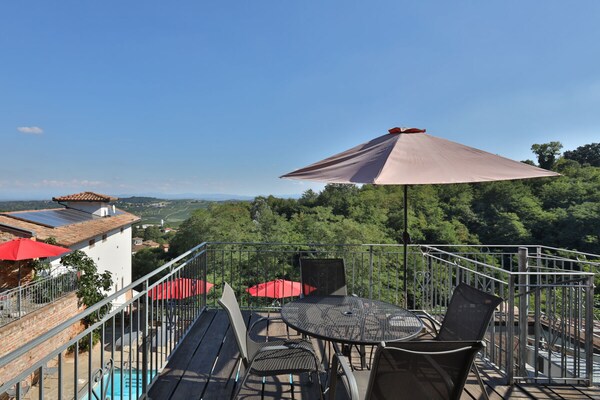 Duplex Vakantiehuis met Groot Terras en Zwembad in Mombaruzzo - thumbnail 6