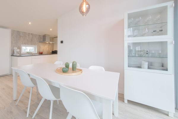 Moderne vrijstaande woning met landelijk uitzicht in Wemeldinge - thumbnail 5