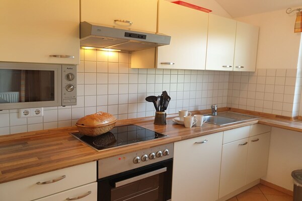 Zweeds rood vakantiehuis met sauna & open haard nabij Dahme - thumbnail 4