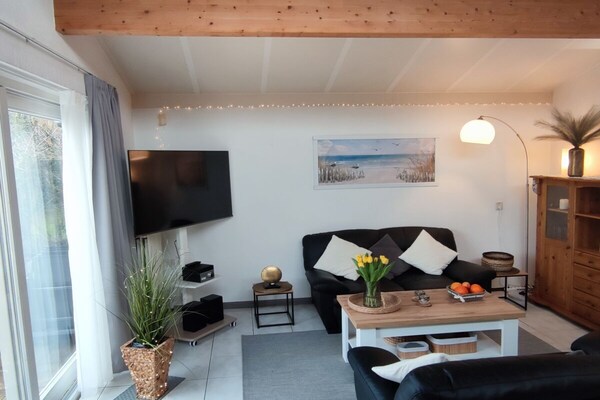 Villa Seewind: Modern vakantiehuis op 2 km van het strand van Julianadorp - thumbnail 3