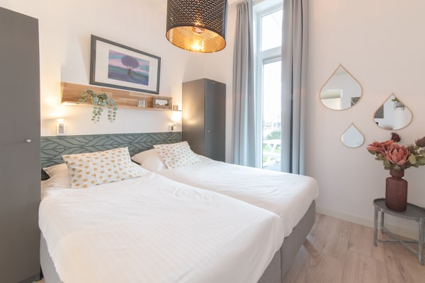 Water Resort Oosterschelde 34: Luxe vrijstaand vakantiehuis aan het meer - thumbnail 3