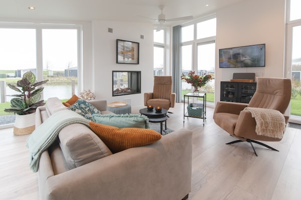 Water Resort Oosterschelde 34: Luxe vrijstaand vakantiehuis aan het meer - thumbnail 2