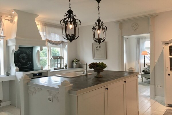 Romantisch appartement in monumentaal herenhuis, 100m van de Schlei in Arnis - thumbnail 5