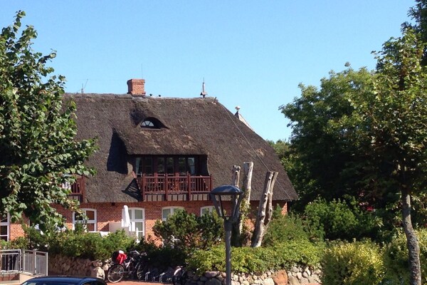 3-persoons vakantiehuis in het centrum van St. Peter-Ording - thumbnail 1