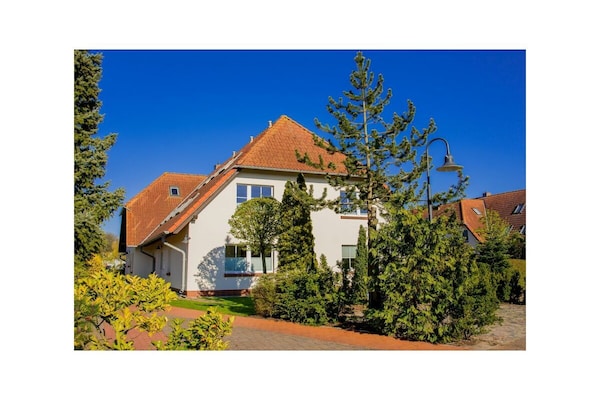 Zonnig maisonnette-appartement in Zingst, vlakbij strand en lagune - thumbnail 2