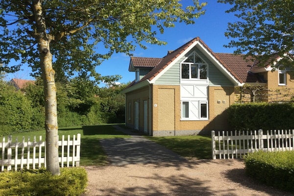 Vakantiehuis Noordzee Résidence de Banjaard met grote tuin en privacy - thumbnail 1