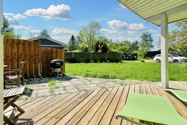 Aan zee: Rustgevend vakantiehuis in Skibby met sauna en whirlpool - thumbnail 5