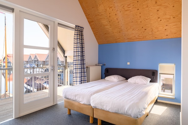 Havenwoning 4: Appartement aan het Friese meer met balkon en uitzicht - thumbnail 3