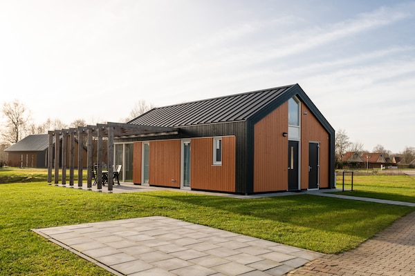 Villapark Akenveen 5: Moderne gelijkvloerse villa in Nationaal Park Drentsche Aa - thumbnail 2