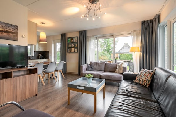 Wellnessvilla aan het water op Buitenplaats It Wiid voor 6 personen - thumbnail 1