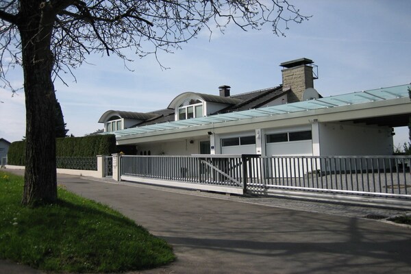 Panoramisch luxe appartement aan de Bodensee met bergzicht in Lindau - thumbnail 3