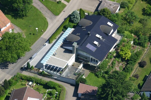 Panoramisch luxe appartement aan de Bodensee met bergzicht in Lindau - thumbnail 5