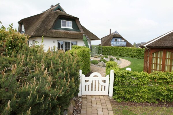 Villa Sorgenfrei in Zinnowitz: luxe vakantiehuis met sauna en XXL-whirlpool - thumbnail 6