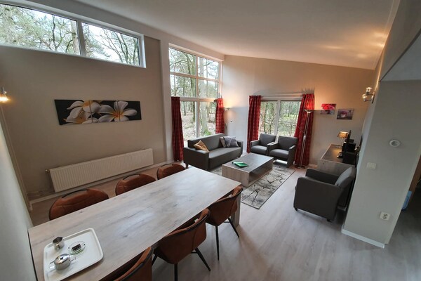 Bosbungalow met sauna op Vakantiepark de Berkenhorst in Kootwijk - thumbnail 6