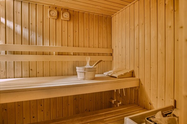 Bosbungalow met sauna op Vakantiepark de Berkenhorst in Kootwijk - thumbnail 5