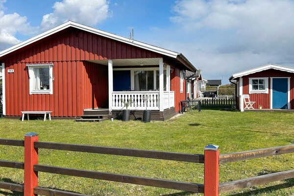 Op 800 m van zee: gezellig vakantiehuis voor 6 personen in Laholm - thumbnail 4