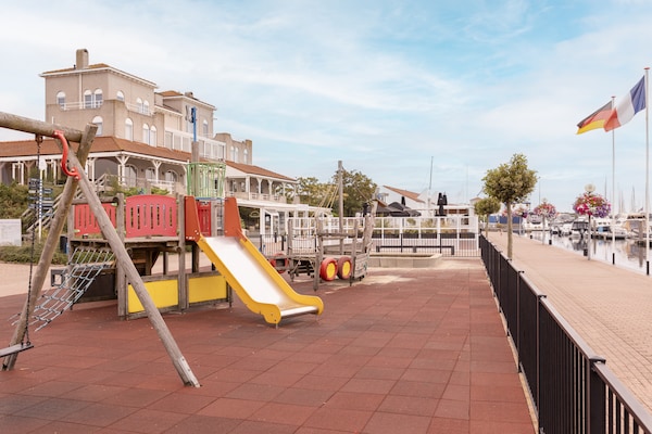 Modern appartement met uitzicht op jachthaven in Marina Port Zélande - thumbnail 4