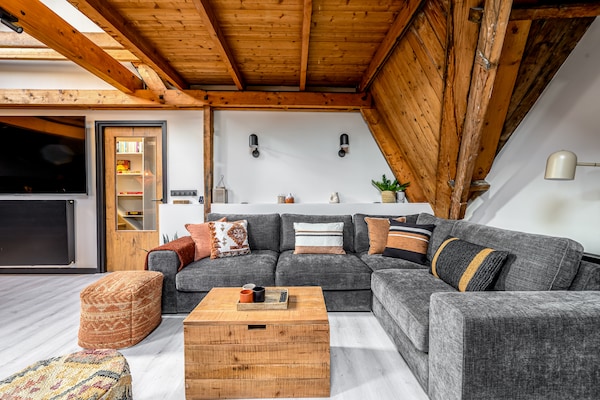 10-persoons vakantiehuis met wellness in hartje Julianadorp - thumbnail 5
