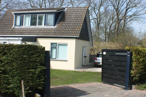 Gezellig vakantiehuis op loopafstand van het Noordzeestrand in Ouddorp - thumbnail 4