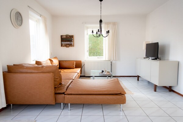 Comfortabel vakantiehuis in Ouddorp, 10 minuten van strand en zee - thumbnail 6