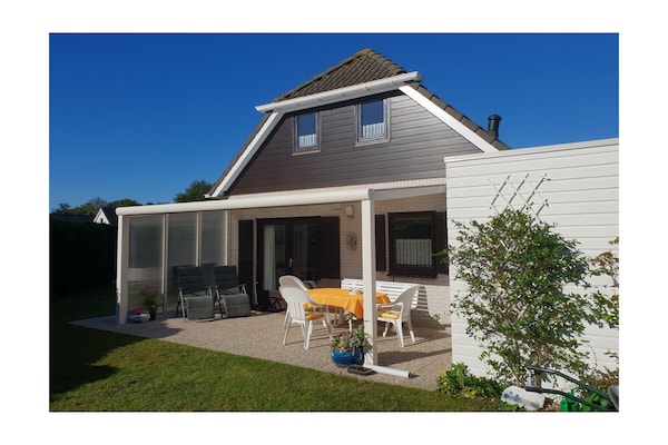 Comfortabel vakantiehuis in Ouddorp, 10 minuten van het strand - thumbnail 2