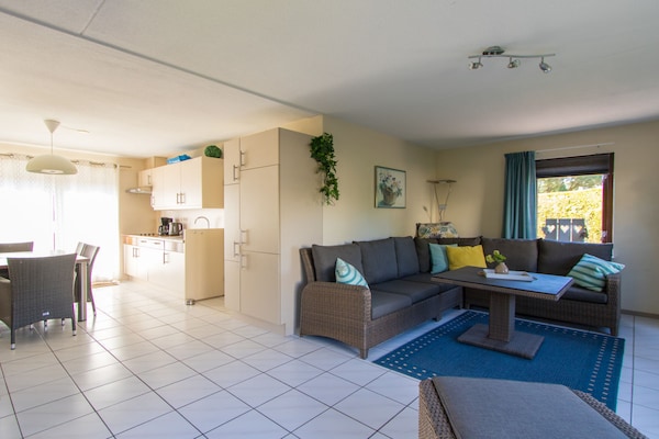 Comfortabel vakantiehuis in Ouddorp, 10 minuten van zee en strand - thumbnail 6