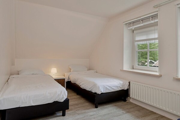 Vrijstaand vakantiehuis bij bos en meer in Winterswijk Meddo - thumbnail 6