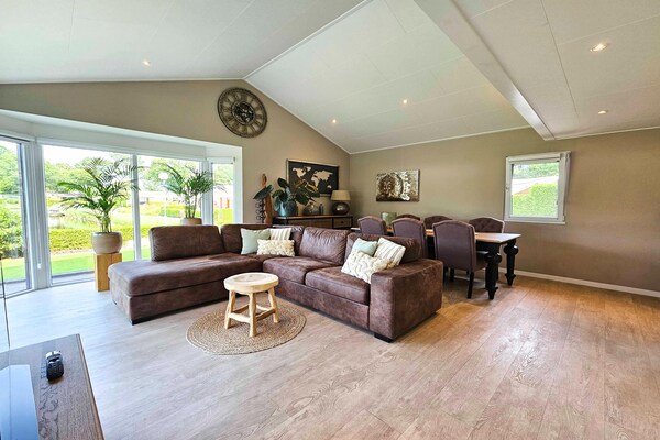 Bamboo House op de Veluwe: wellnessvilla aan rustig water voor 7 personen - thumbnail 3