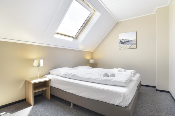 Vrijstaand familiehuis voor 12 personen op 700m van het Noordzeestrand - thumbnail 3