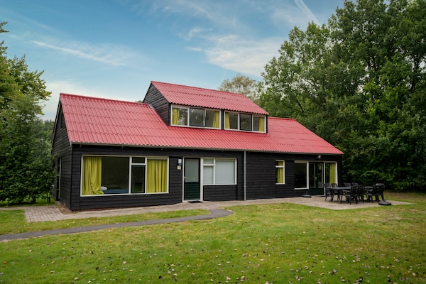 Luxe vrijstaand vakantiehuis voor 12 personen aan het Zuidlaardermeer - thumbnail 1