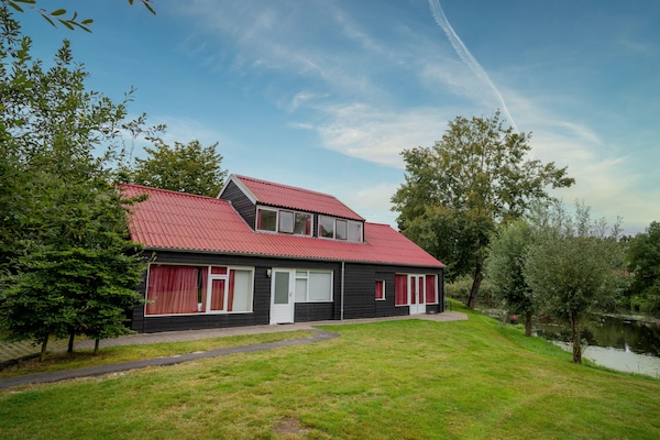 Luxe vrijstaand vakantiehuis voor 12 personen aan het Zuidlaardermeer - thumbnail 2