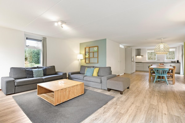 Luxe vrijstaand vakantiehuis voor 12 personen aan Zuidlaardermeer in Drenthe - thumbnail 3