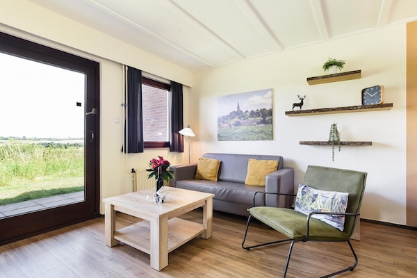 Vrijstaand vakantiehuis met sauna in bosrijk Zuid-Limburg - thumbnail 2