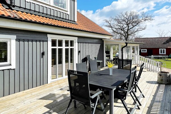 Licht vakantiehuis in Färjestaden met wintertuin en terras - thumbnail 3