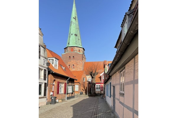 Lichte Maisonnette in historisch vakwerkhuis aan de Trave, centrum Travemünde - thumbnail 5