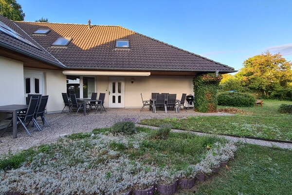 Knus appartement in Koserow, 100m van centrum, met terras & open haard - thumbnail 2