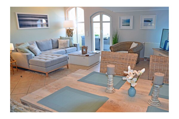 Exclusief appartement aan het Oostzeestrand in Glowe met panoramisch zeezicht - thumbnail 5