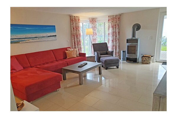 Luxe vakantiehuis Breege met sauna, op 800 meter van het strand - thumbnail 5