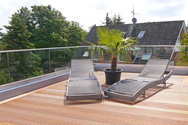 Licht modern duplexappartement met sauna en dakterras nabij zee - thumbnail 4