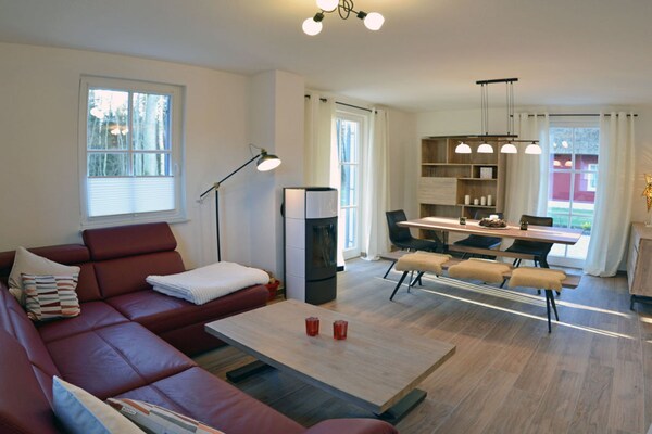 Rieten droom aan de Oostzee met sauna, haard en nabij zandstrand in Glowe - thumbnail 5