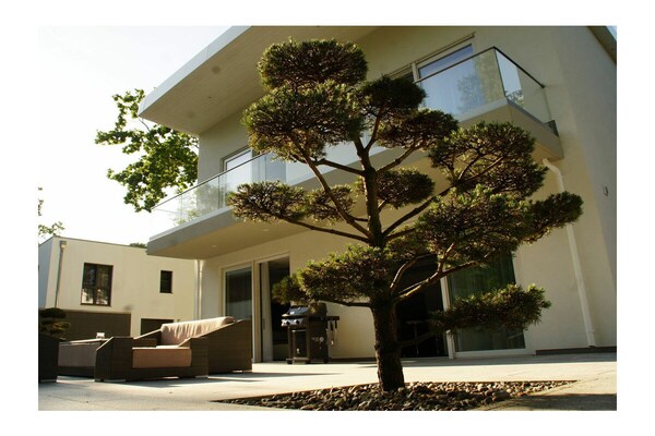 Design vakantiehuis op 200m van strand in Glowe met sauna & wellness - thumbnail 4