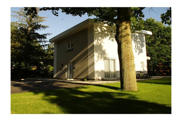 Design vakantiehuis op 200m van strand in Glowe met sauna & wellness - thumbnail 5