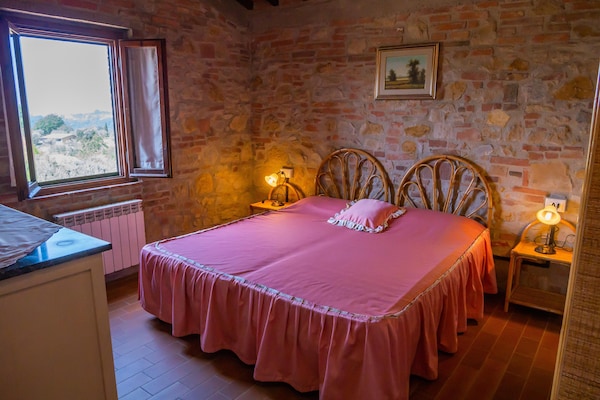 Glicine: authentiek Toscaans appartement aan de golfbaan met zwembad - thumbnail 5