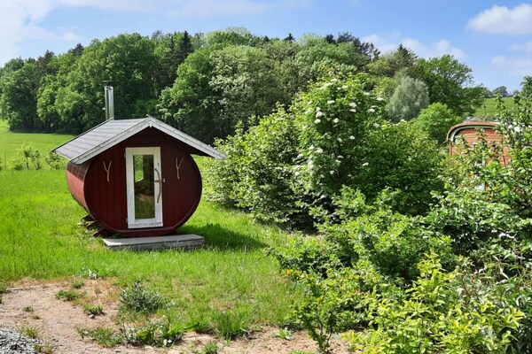 Tiny house bij Satow: sauna, weids uitzicht en 3 km van de Oostzee - thumbnail 4