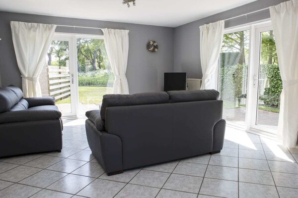 Gezellig vakantiehuis in Noordzeepark Ouddorp, 100m², 3 slaapkamers, strandnabij - thumbnail 6