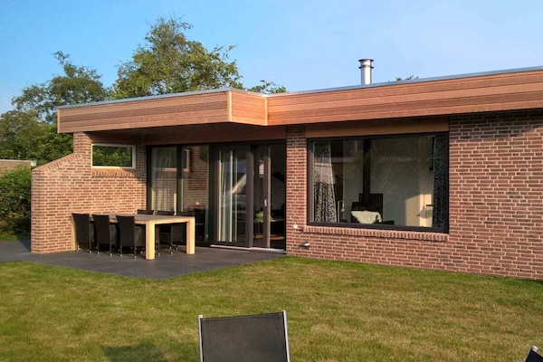 Nieuwe vrijstaande comfortbungalow met tuinsauna op Texel, 98m² - thumbnail 3